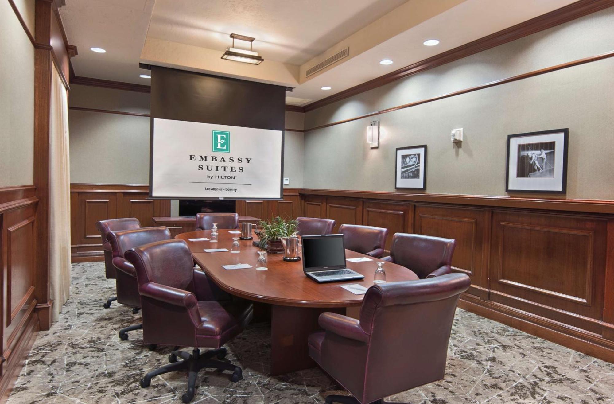 Embassy Suites By Hilton Los Angeles Downey Esterno foto