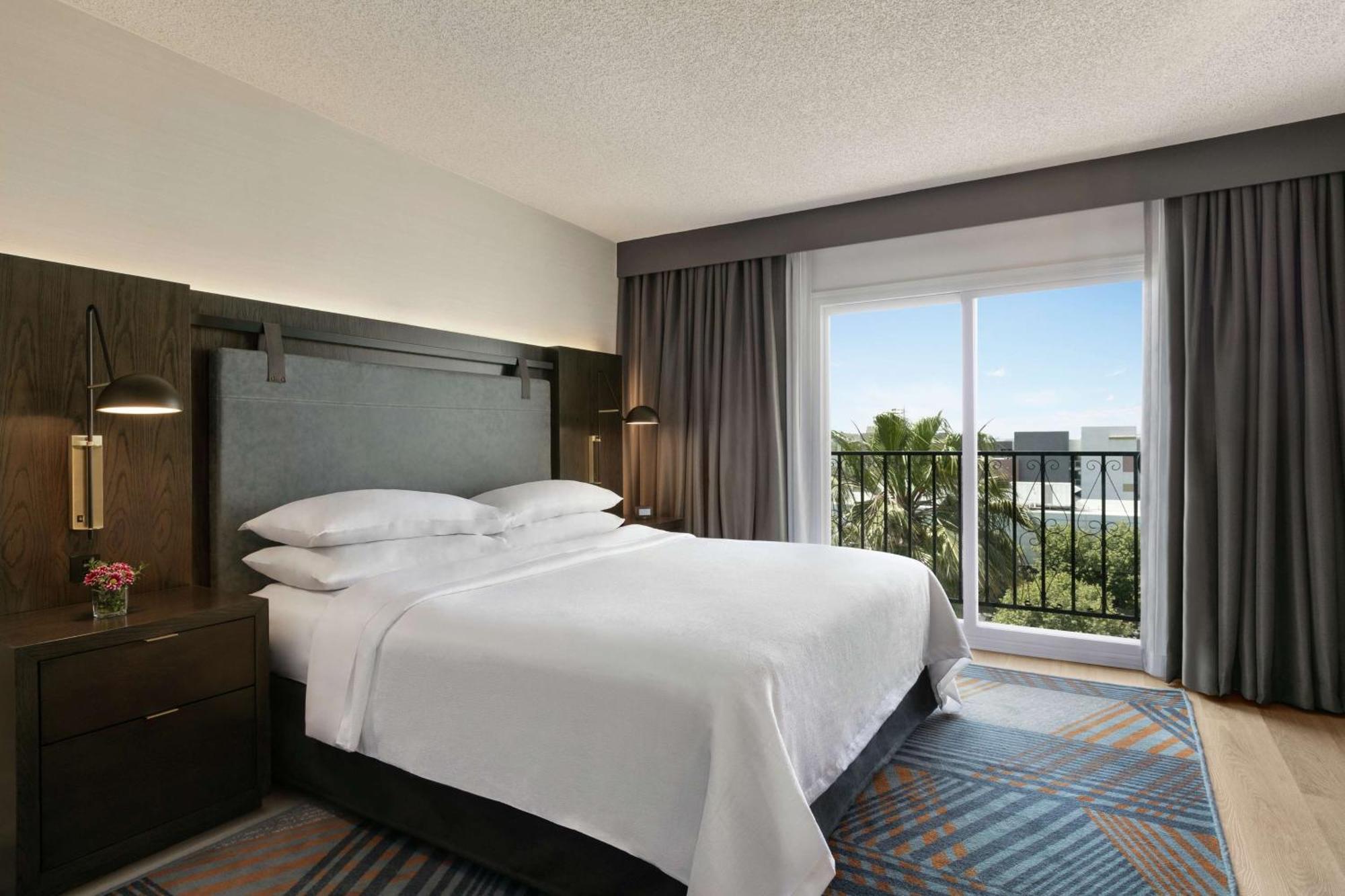 Embassy Suites By Hilton Los Angeles Downey Esterno foto