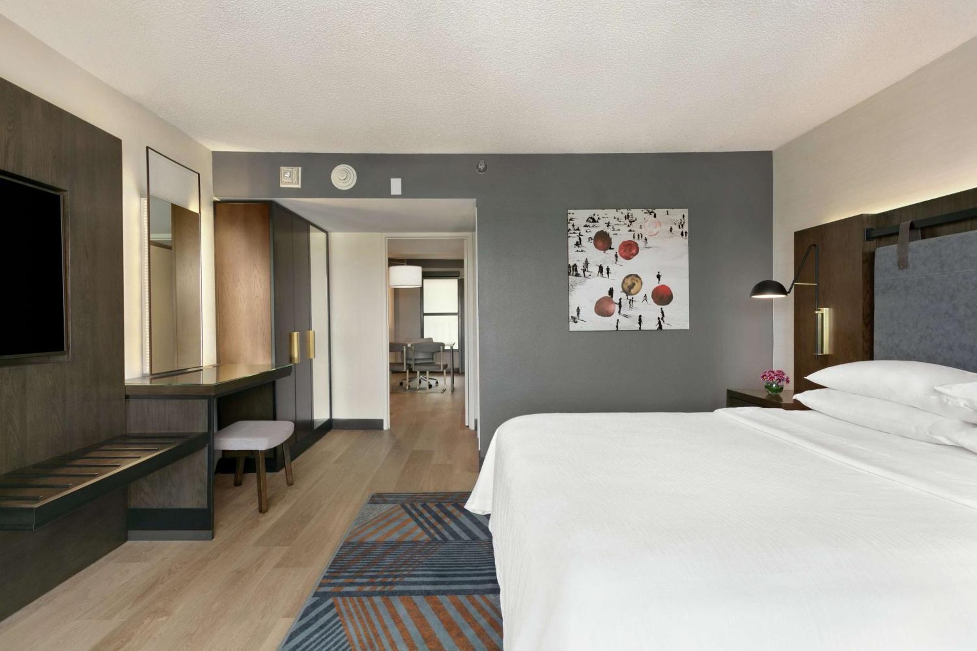 Embassy Suites By Hilton Los Angeles Downey Esterno foto
